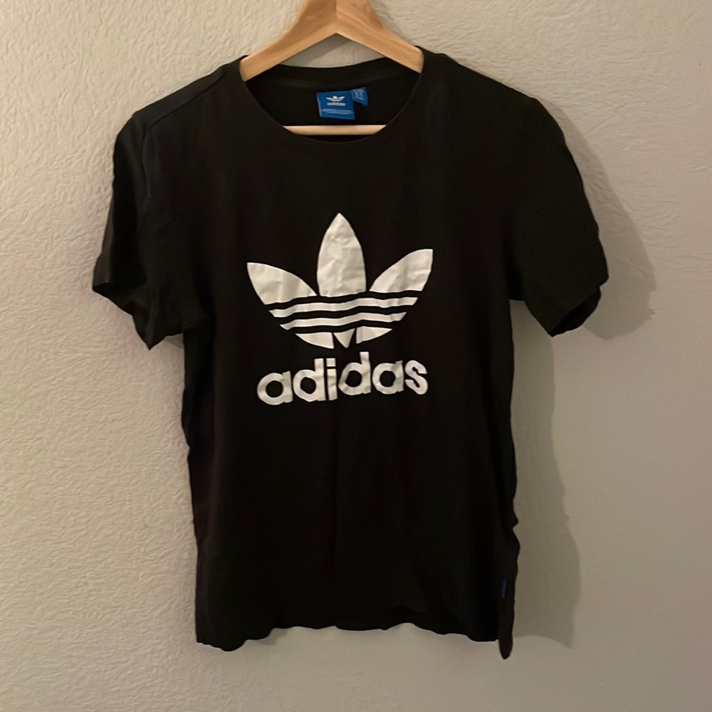 Adidas t shirt